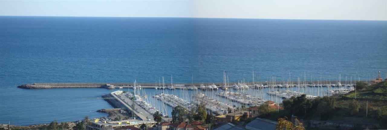 Villa Del Mare Ligure Elvezia Santo Stefano al Mare Esterno foto